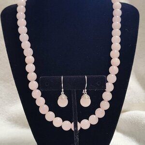 20" Rose quartz‎ beaded necklace and matching earrings
